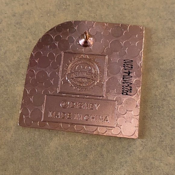 Walt Disney World Goofy as a Pirate (2013) - Picture 2 of 2